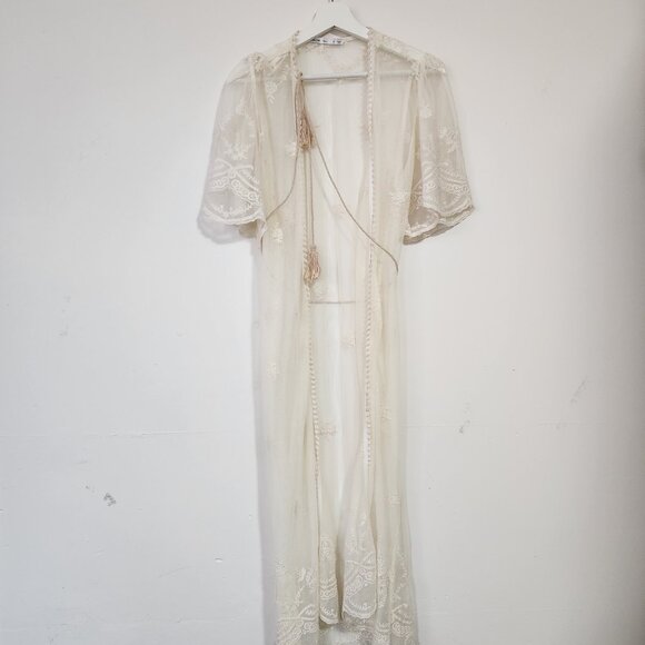 Mesh ivory robe, Fraîche by J, S - Picture 4 of 4